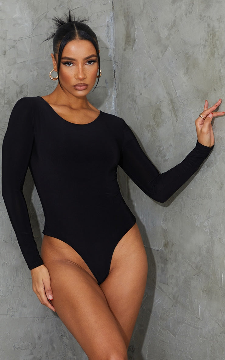 https://cdn-img.prettylittlething.com/0/a/e/6/0ae6e3b692264982561de00fda6f00e5417d6a6e_clv4799_2.jpg