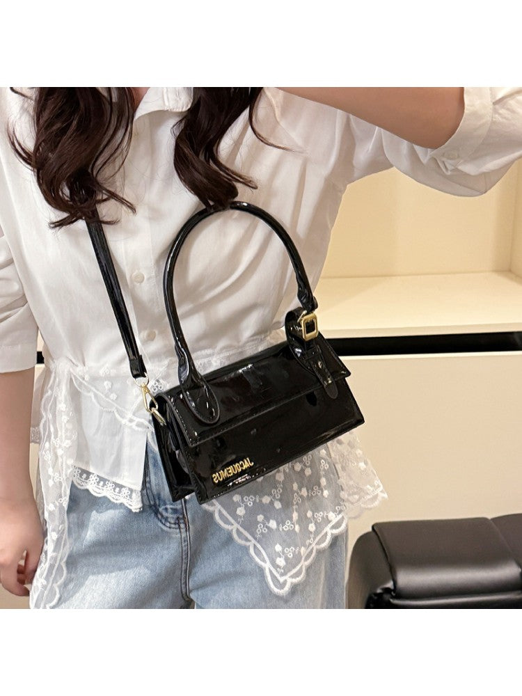 https://imgs3.wholesale7.net/jxc/images/202504/17/goods_img/_P_20250417102007630_223.jpeg