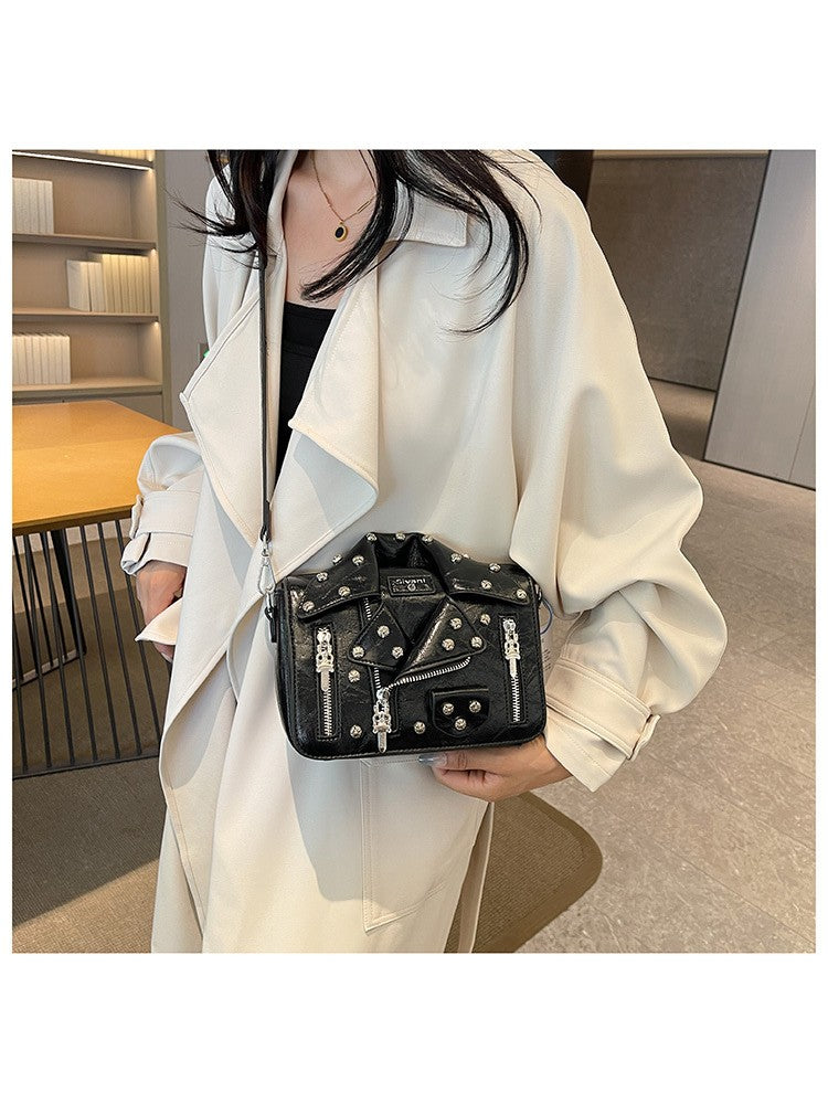 https://imgs3.wholesale7.net/jxc/images/202505/12/goods_img/_P_20250512145601770_423.jpeg