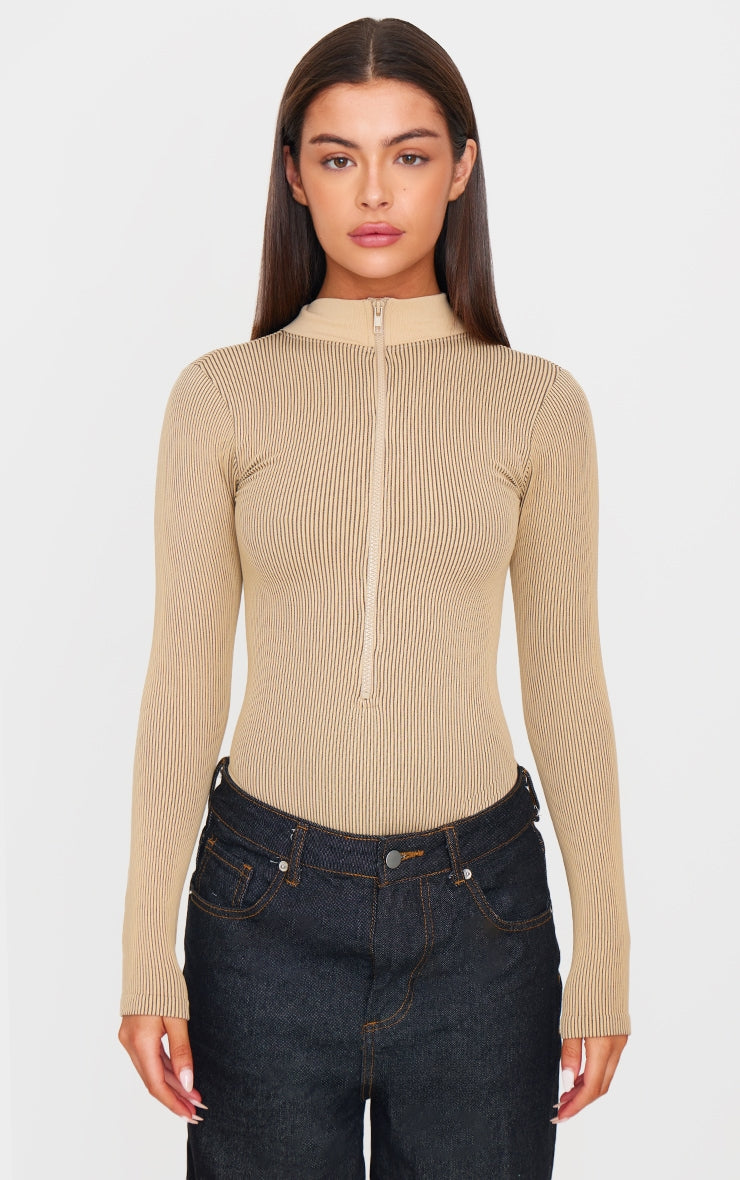 https://cdn-img.prettylittlething.com/f/3/f/1/f3f15b3caeee473fa7456d7d0e0e391944e297b9_cmv3154_1.jpg