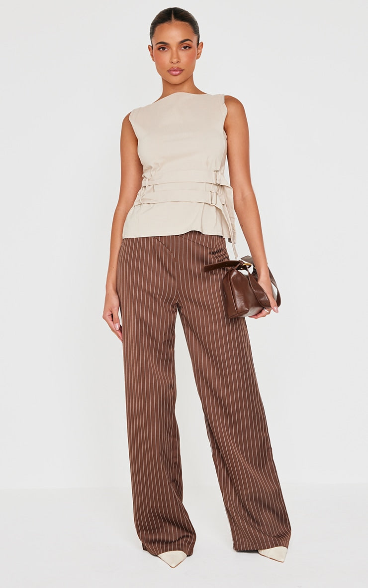 https://cdn-img.prettylittlething.com/f/c/7/e/fc7e2fbd447343ef2f6652efcead2228f6c23ebc_cnl0156_3.jpg