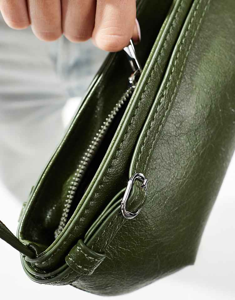 https://images.asos-media.com/products/asos-design-shoulder-bag-with-buckle-detail-in-green/206627019-3?$n_750w$&wid=750&fit=constrain