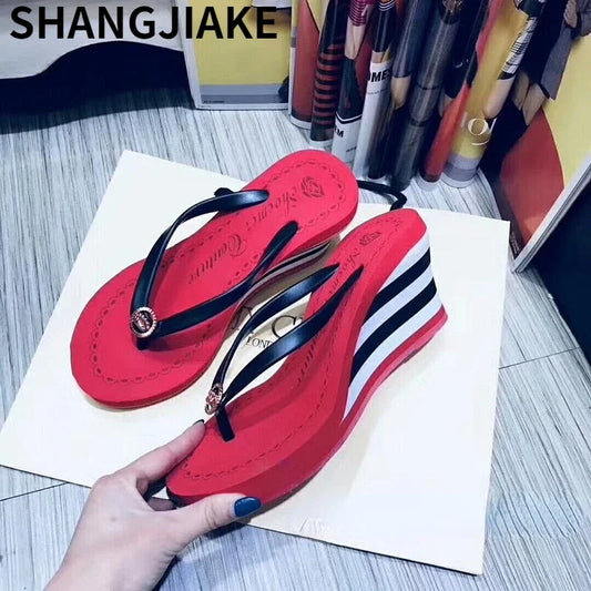https://ae-pic-a1.aliexpress-media.com/kf/S7cb07a43265f4616810df45ed26df815Z.jpg