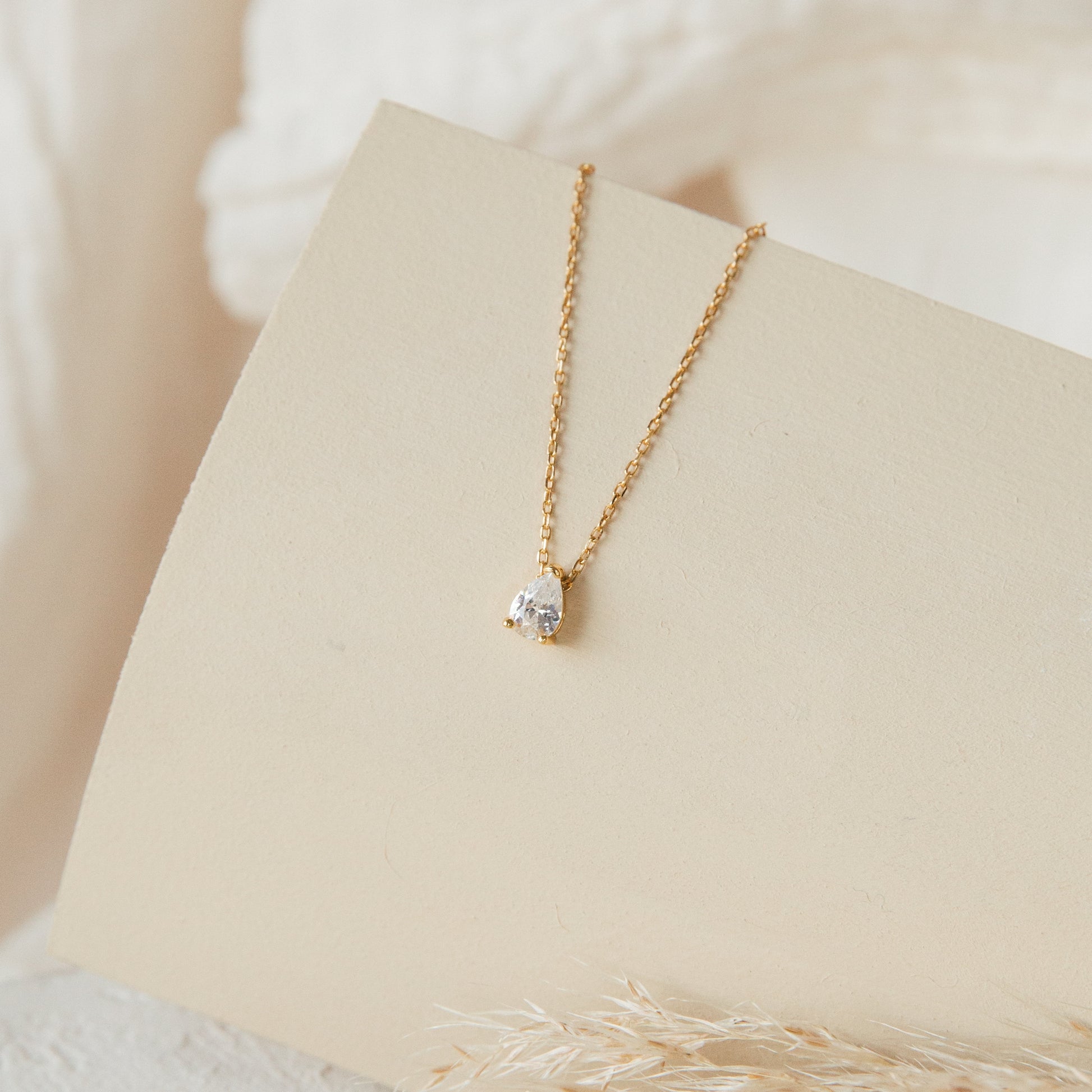 https://i.etsystatic.com/10204022/r/il/90bbe2/2860786896/il_fullxfull.2860786896_zmul.jpg